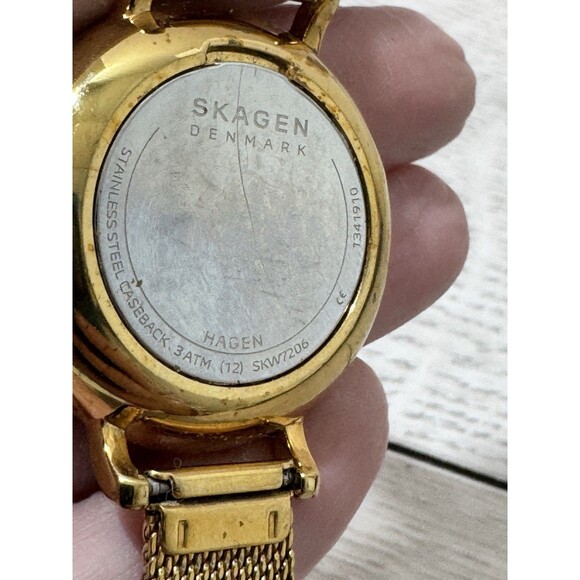 Vintage Skagen SKW7206 Gold Dial Gold Tone Mesh Bracelet Women\'s Watch